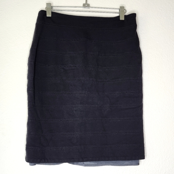 Red Valentino Black Textured Skirt 44 - Picture 1 of 6